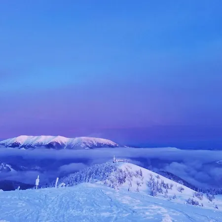 Tatran - Nika Апартаменты Доновалы